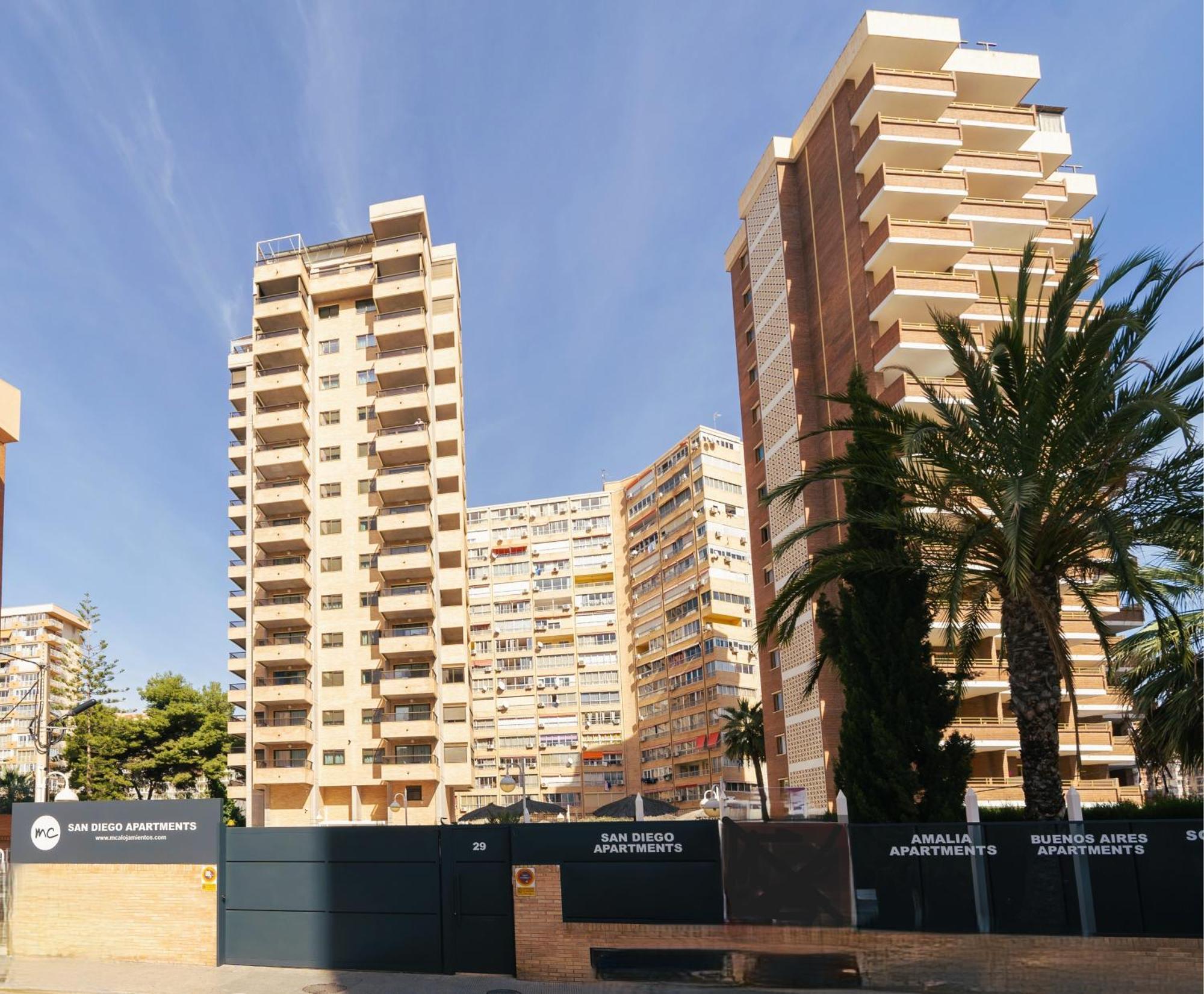 San Diego Apartments By Mc Benidorm Eksteriør billede